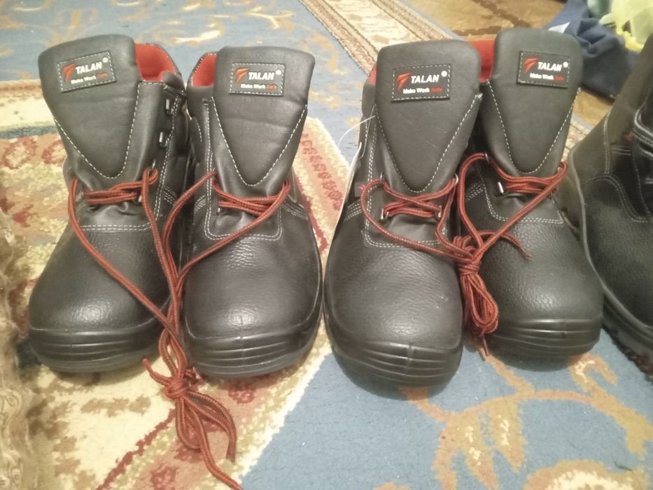 Продам спецобувь