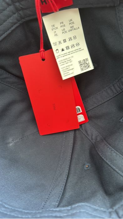 Sapca Hugo albastru inchis