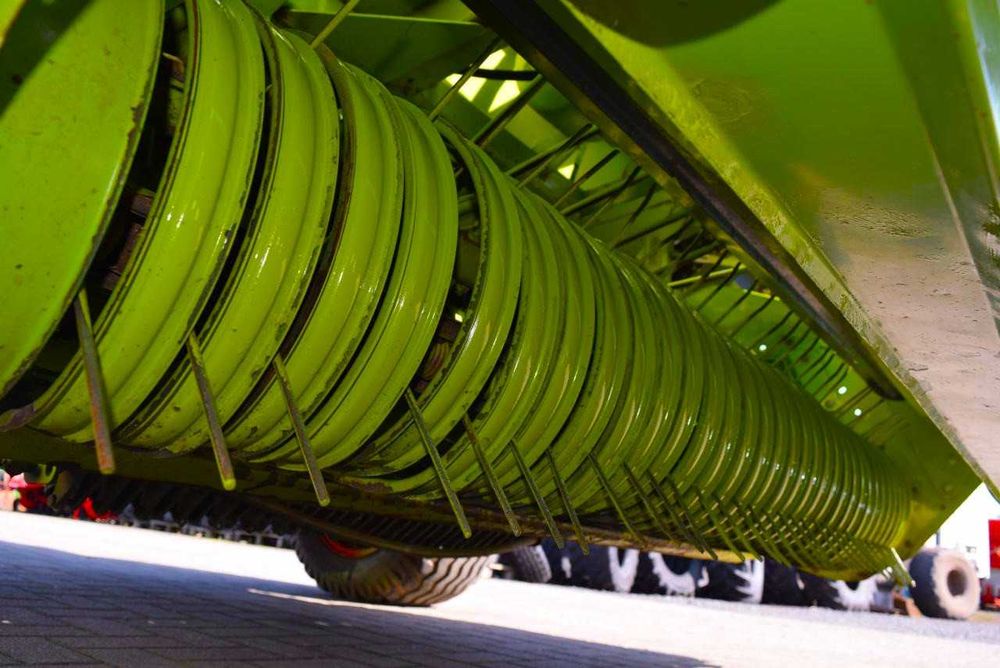 Presa Claas Rollant 254 Roto Cut an 2016 Ata Plasa + tocator Claas 255