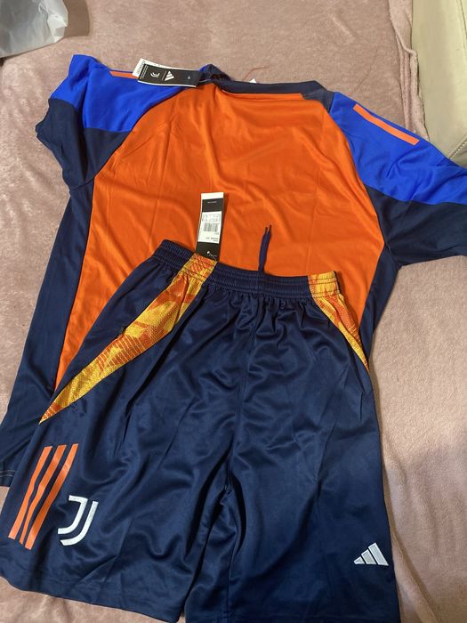 Echipament fotbal Adidas JSY