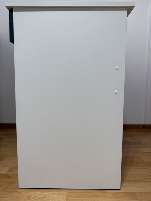 Birou alb cu 4 sertare