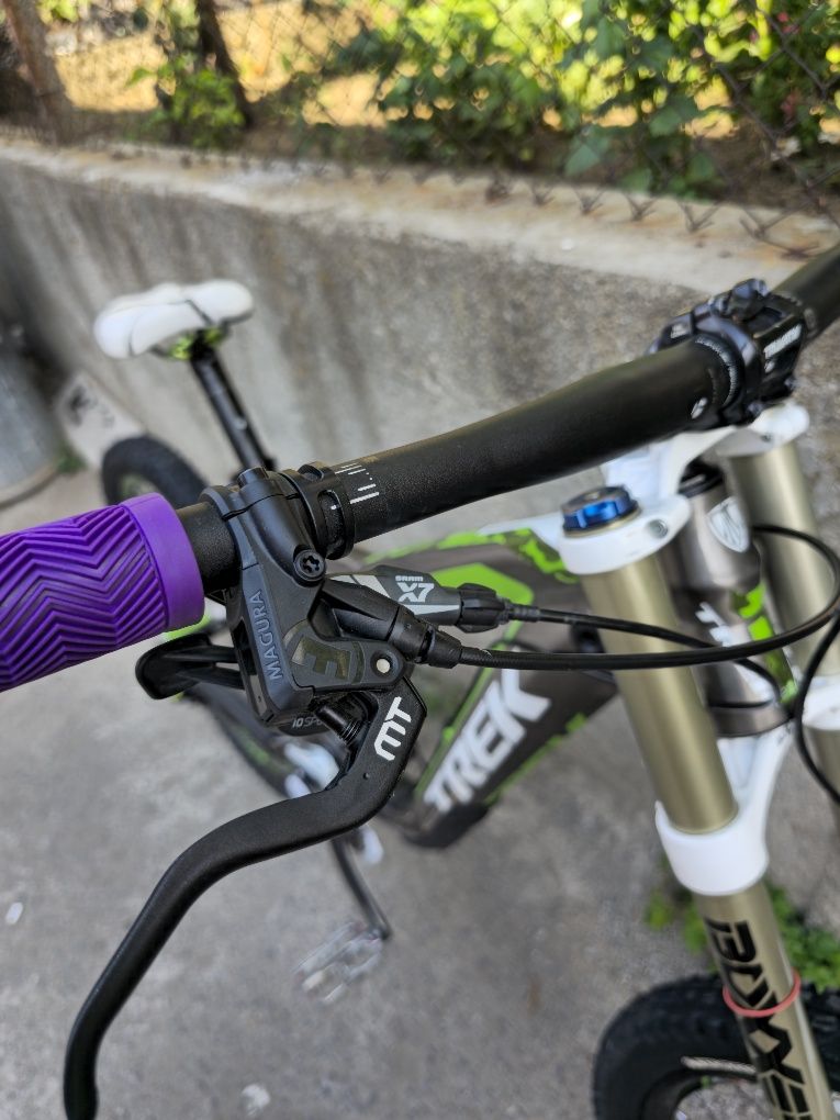 Trek Session 8 DH 26цола М размер Като нов,  Boxxer. Fox shock