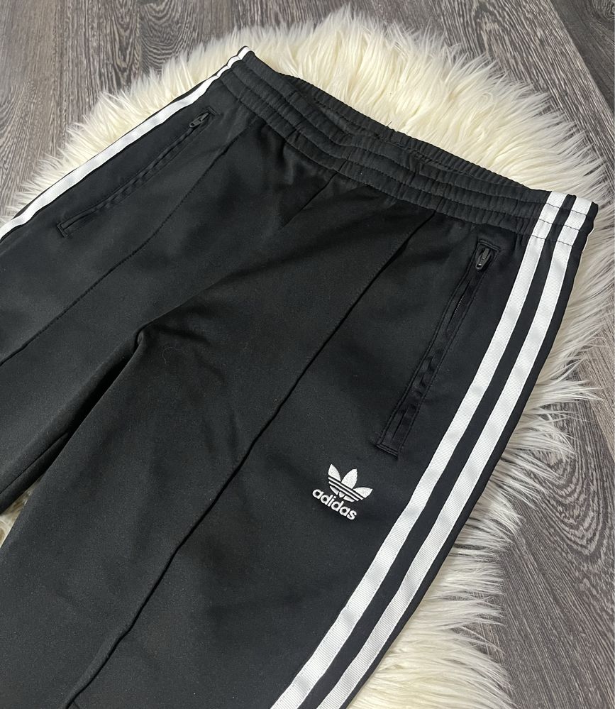 Pantaloni adidas