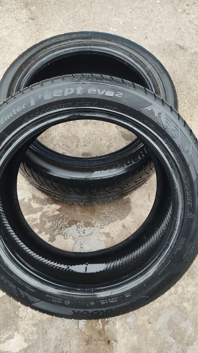 cauciucuri de iarna 235/45 R18 103V M+S