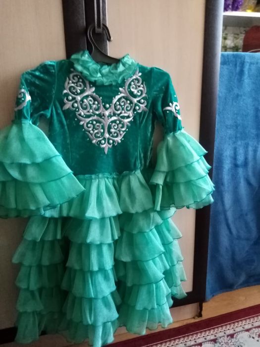 Национальный платья