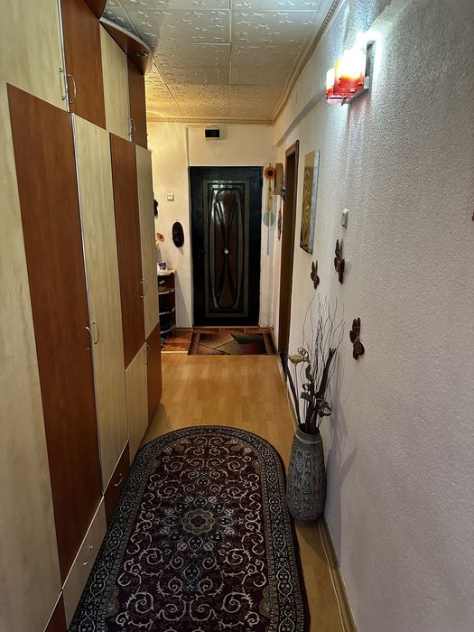 Vânzare apartament 2 camere/ Moinesti-zona Lucacesti