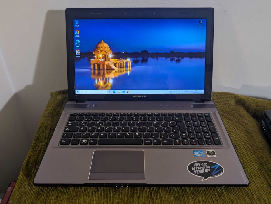 Laptop Lenovo Ideapad, Intel i7, 16 gb ram, video dedicat NVIDIA