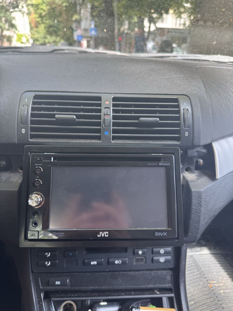 Мултимедия jvc..