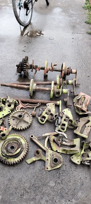 Piese balotiera Claas și jante de tablă pentru opel corsa