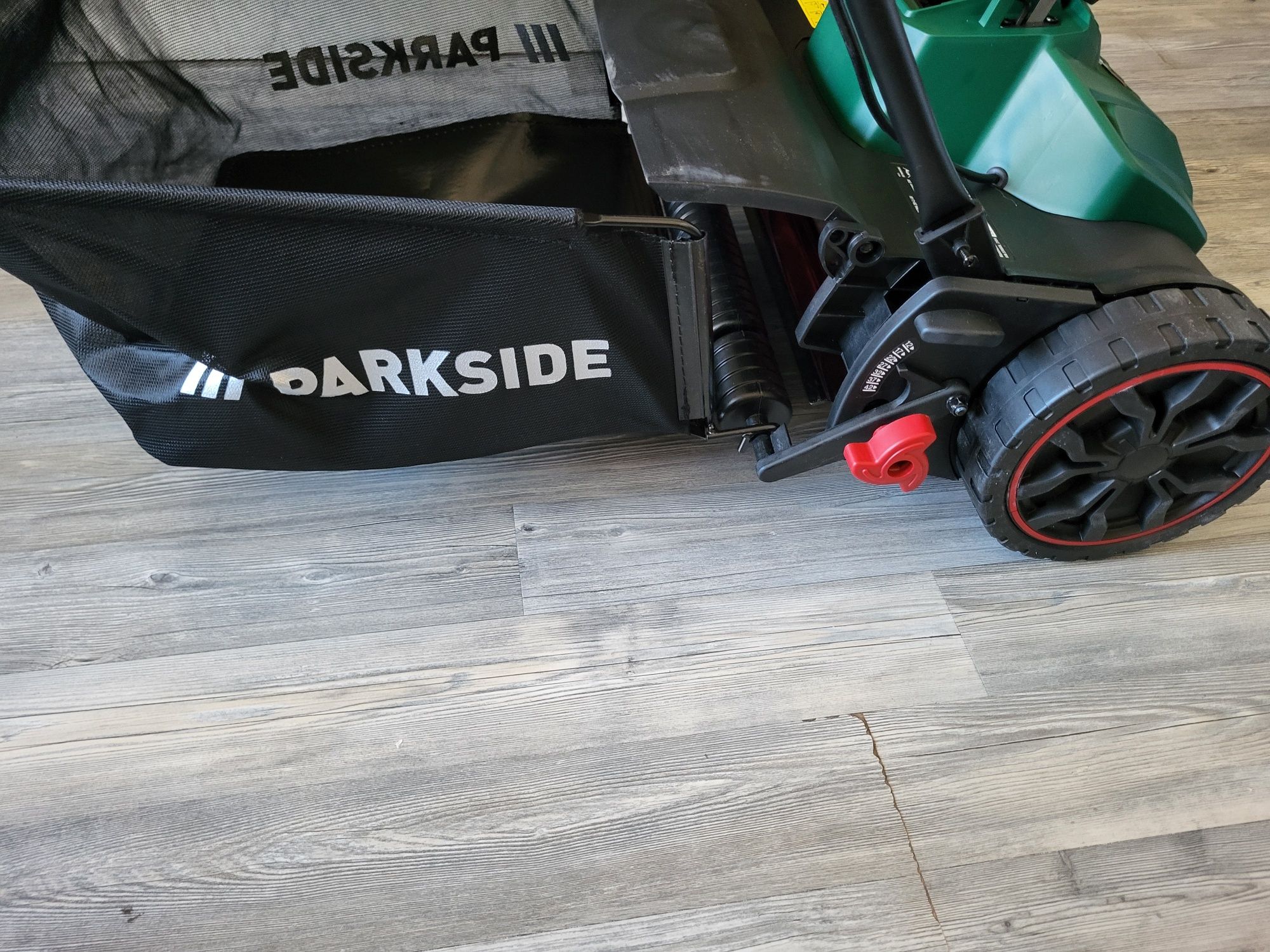Акумулаторна косачка Parkside 20v