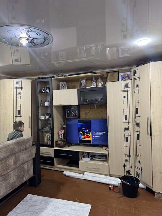 Продам стенку (горку) б/у