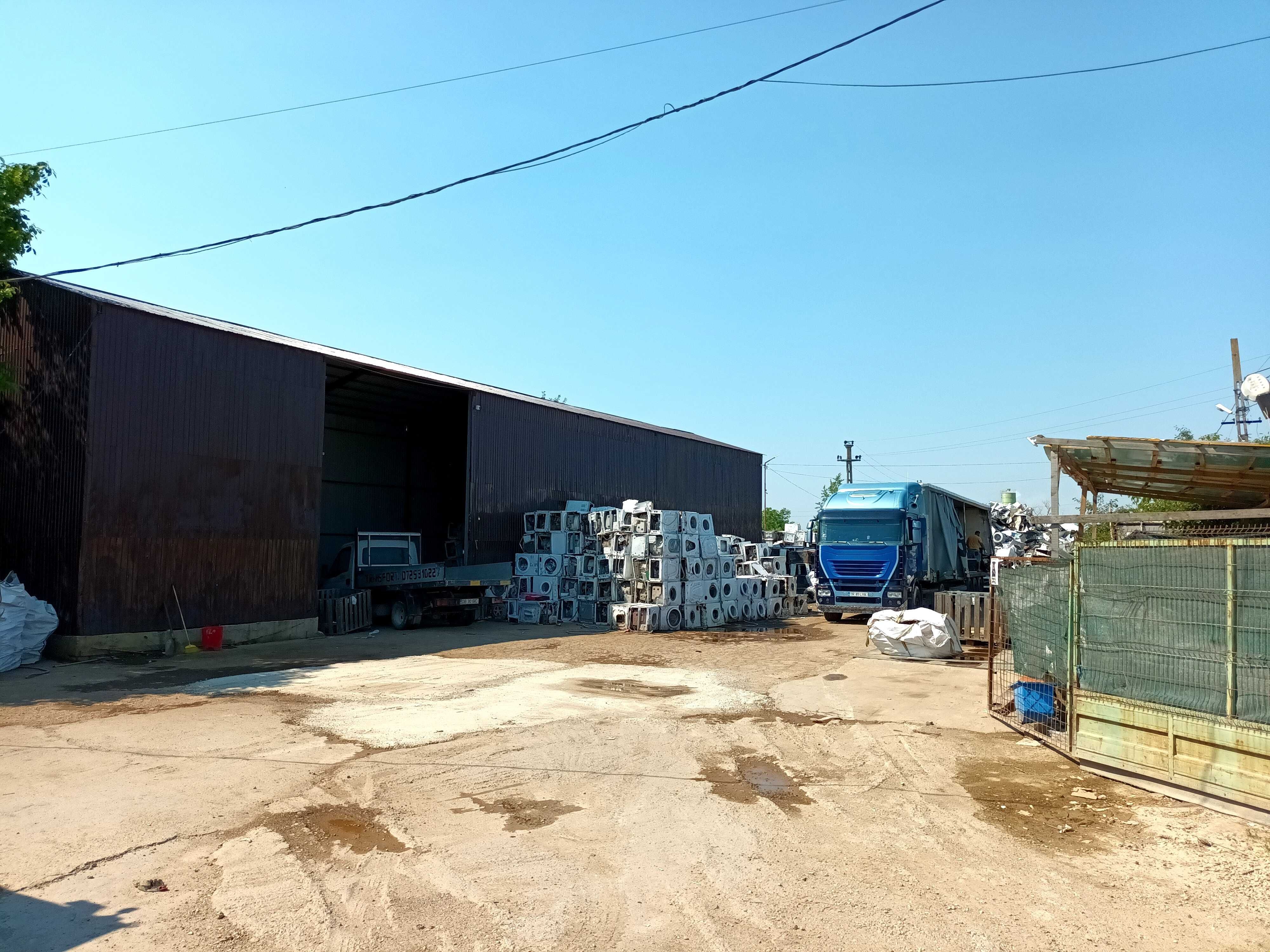 Inchiriez ,Teren reciclare Fier si Electronice Targoviste