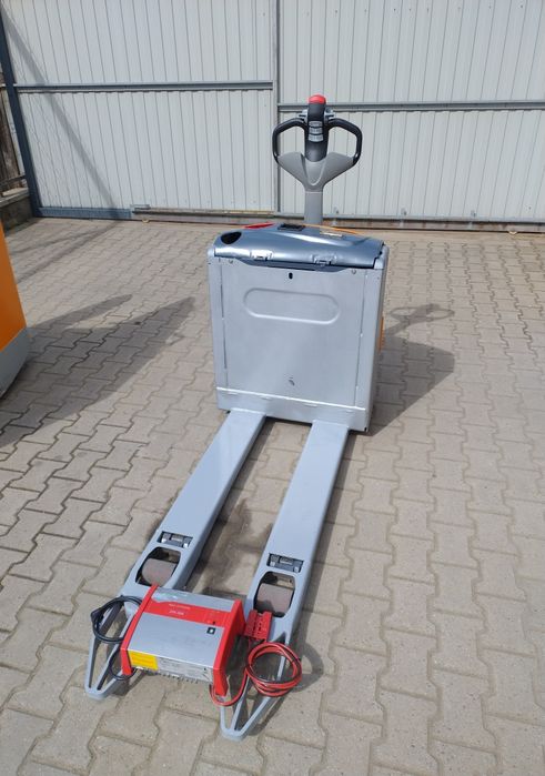 Transpaletă electrică STILL EXU-18 din 2016