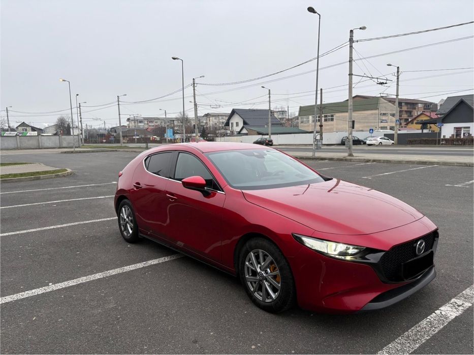 Vând Mazda 3 Skyactive G122 Hybrid 2021 Soul Red 46V