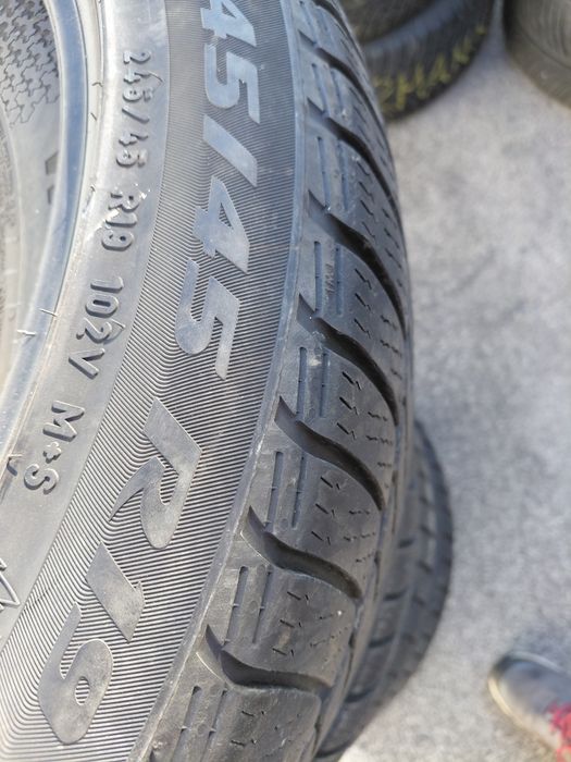 245/45/19" pirelli 4бр.гуми
