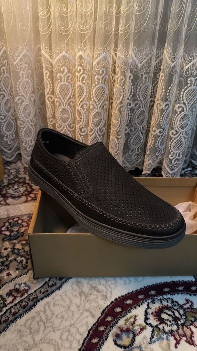 Срочно продается скидки обувь размер 48 производство Пекин