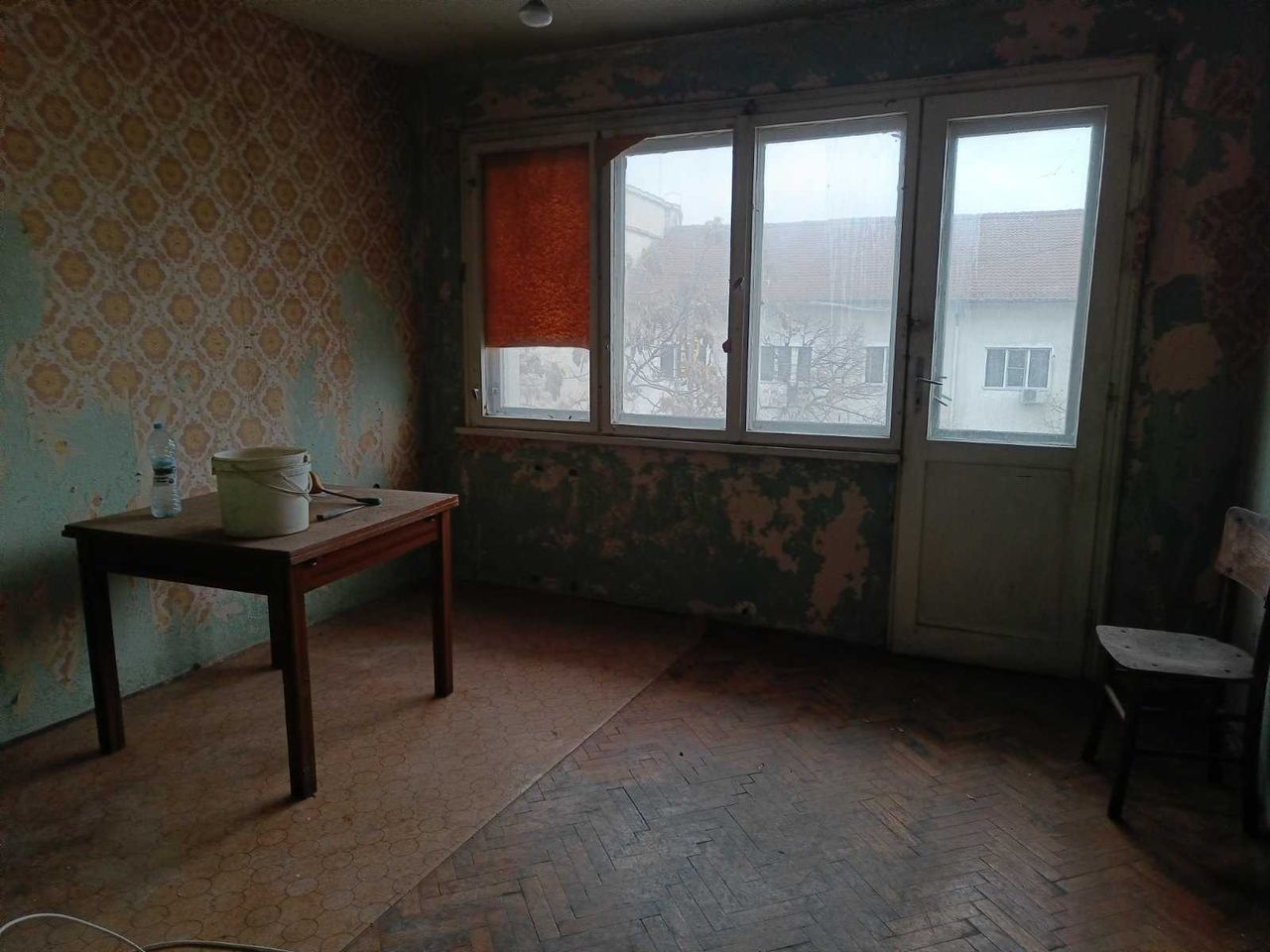 Продава се Двустаен апартамент в Казанлък - 67 кв.м за 1028 €/кв.м - Снимка #1