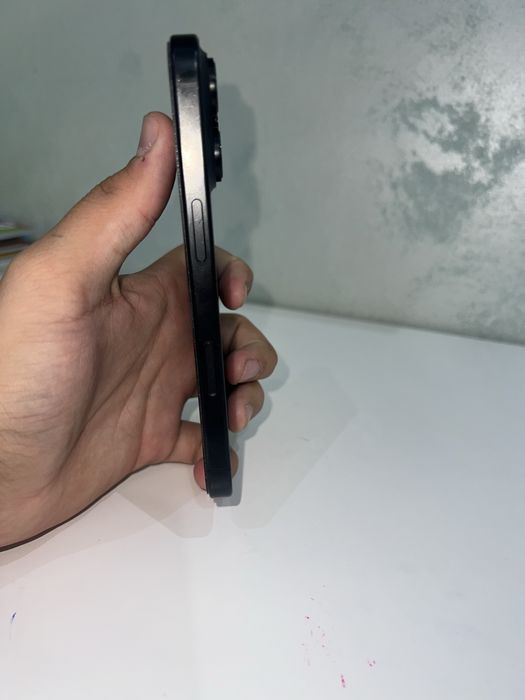 iPhone 16 pro LL/A original esim