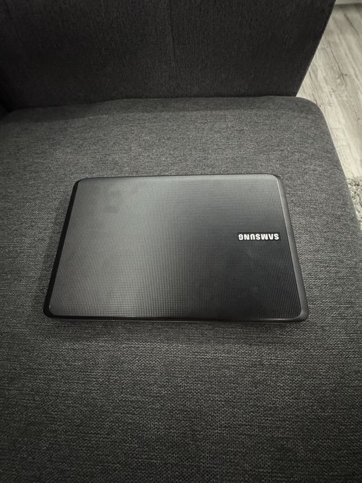 Vand laptop samsung