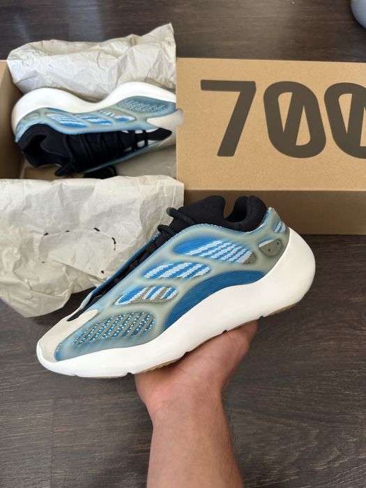 adidas yeezy 700 v3 arzareth og all