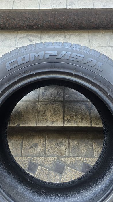 275/55/R20 COMPASAL