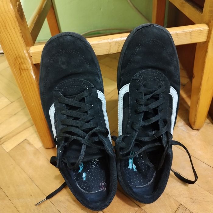 Кецове Vans от естествен велур