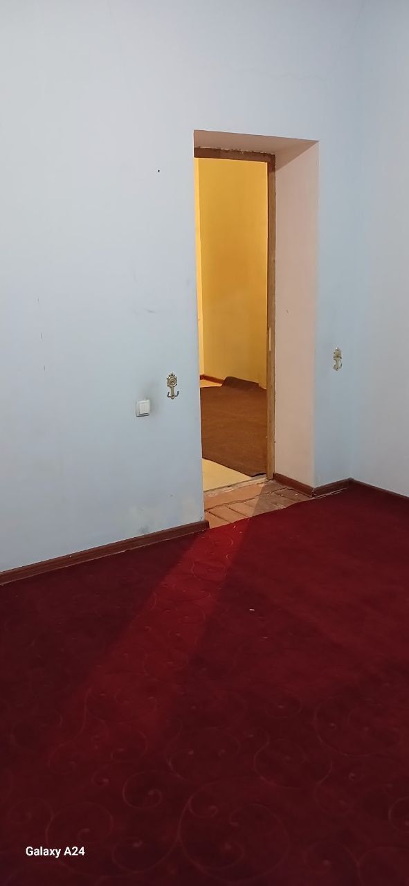Kvartira yigitlarga