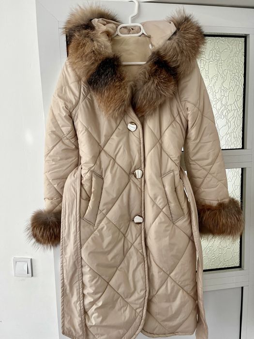 Яке с естествен косъм