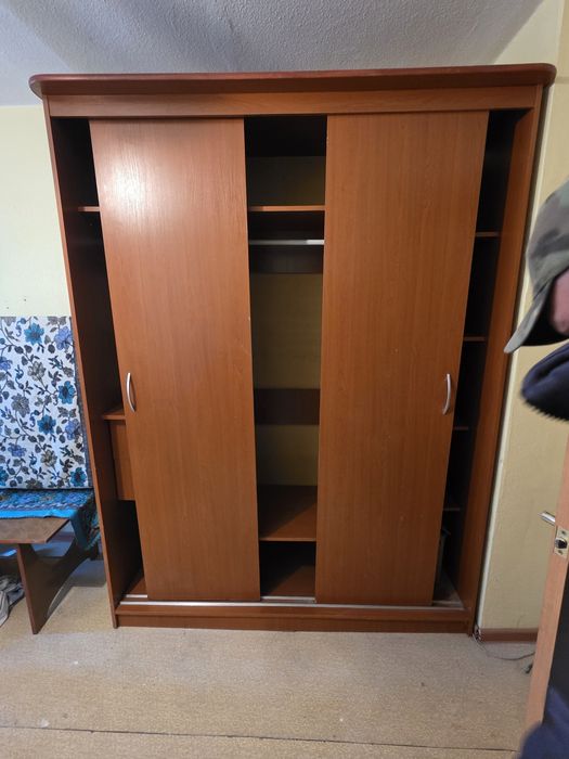 Продам шкаф есть доставка