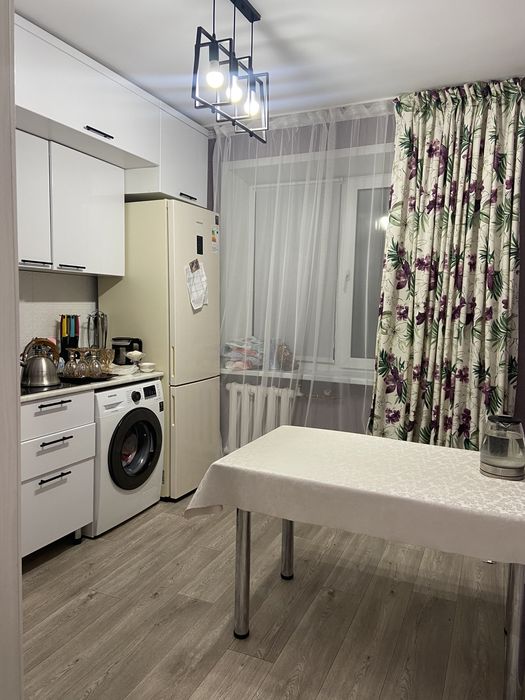 Продаеться 3-х комнатная квартира в Сортировке