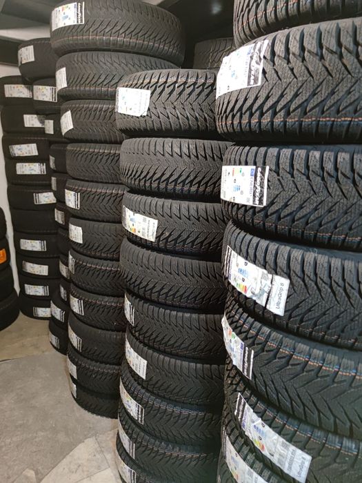 Нови Зимни гуми 195 65 15 - Goodyear