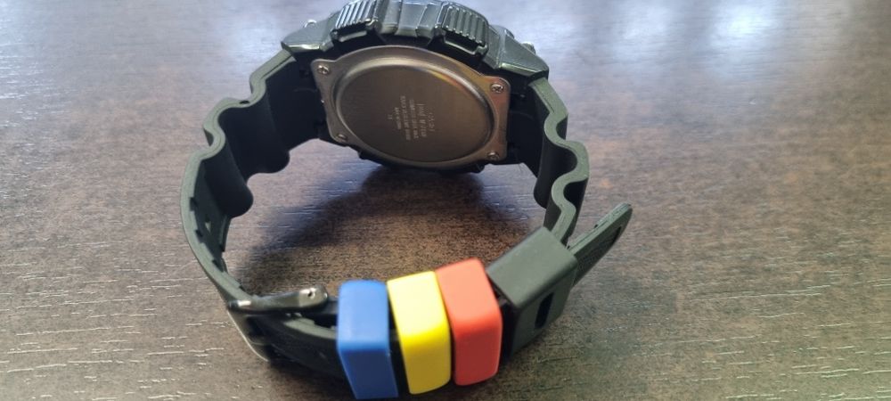 Ceas Casio cu alarmă