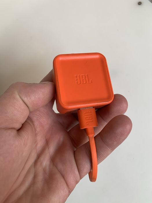 JBL Flip 5 тонколонка