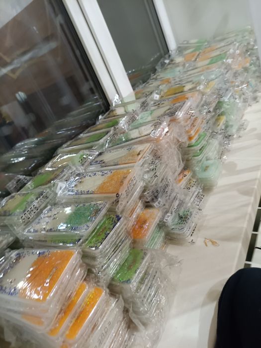 Продам чехлы на Самсунг, сяоми