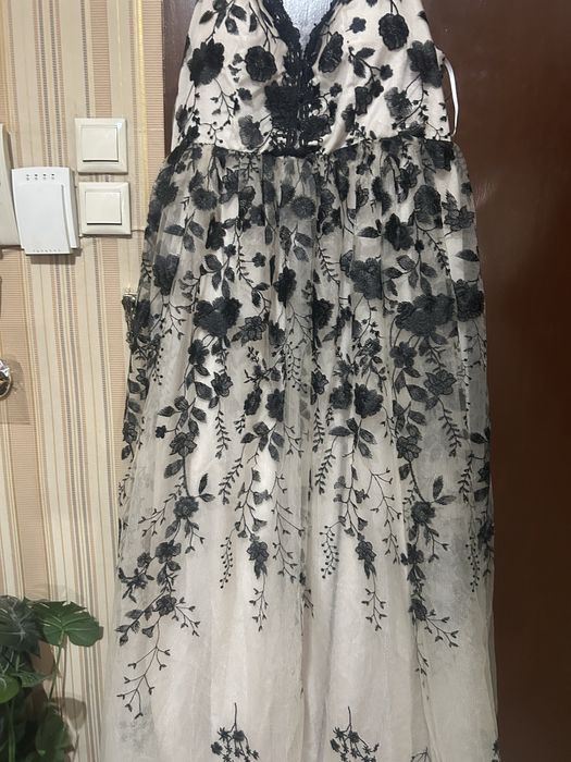 Официална дамска рокля