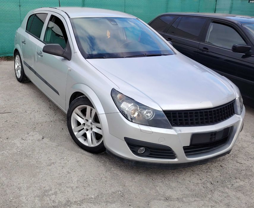 Opel Astra H•1.7 Diesel•2004•Roti vară+iarnă•1350 negociabil