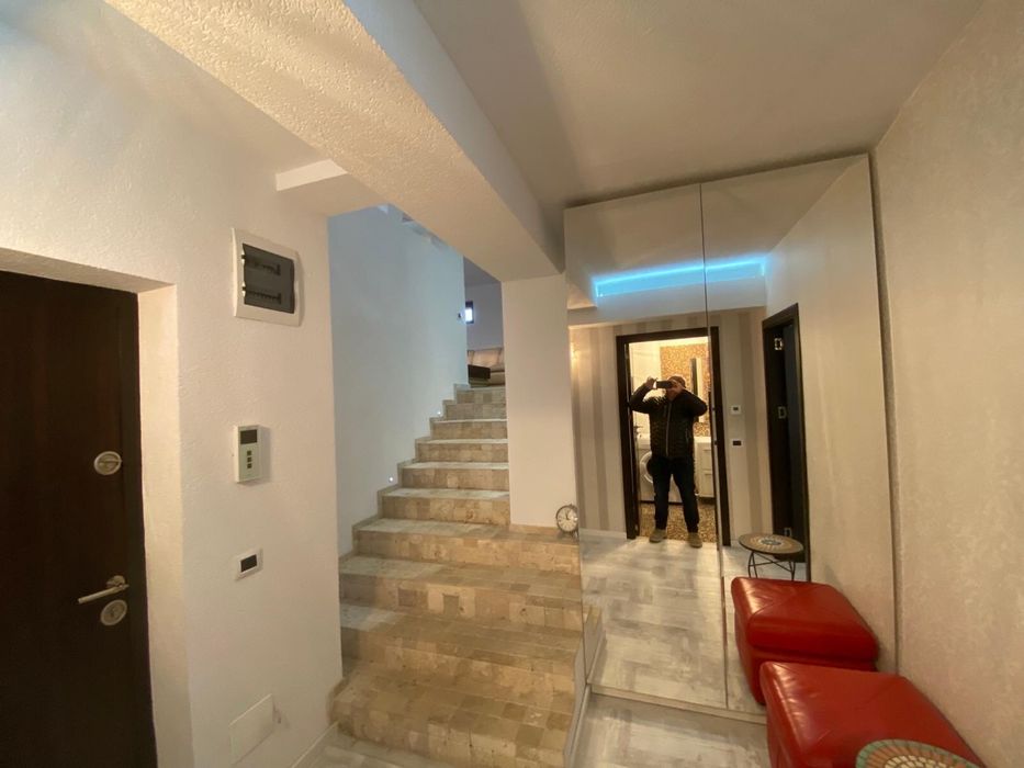 Inchiriez apartament tip penthouse Valea Lupului Iasi