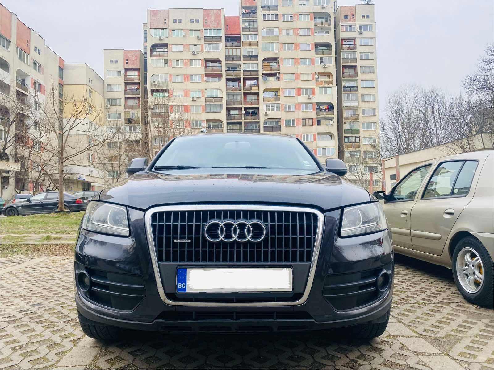 Продавам Audi Q5