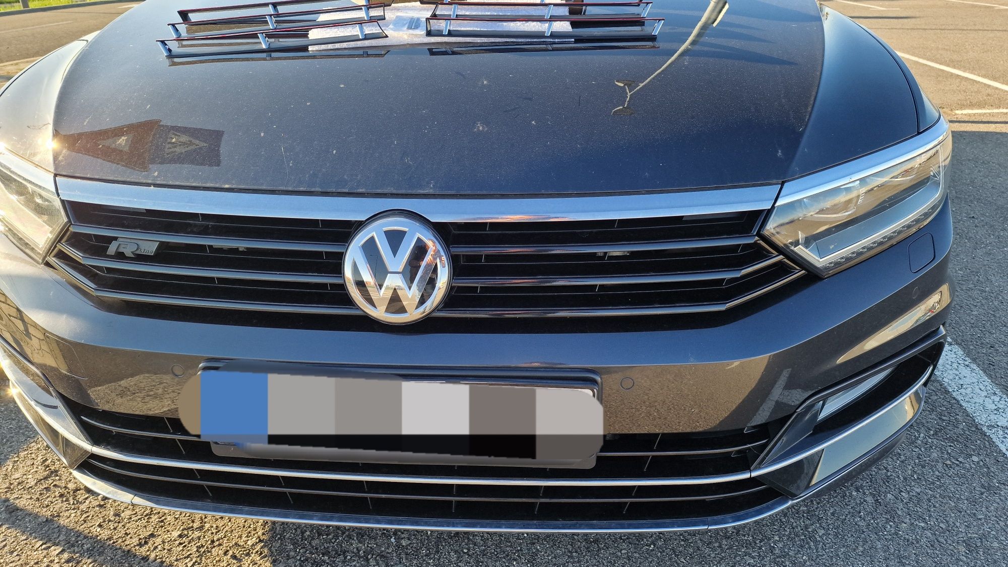 Grila VW Passat B8 2015-2019