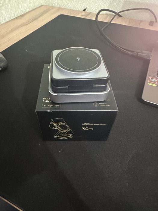 зарядное устройство 3 в 1