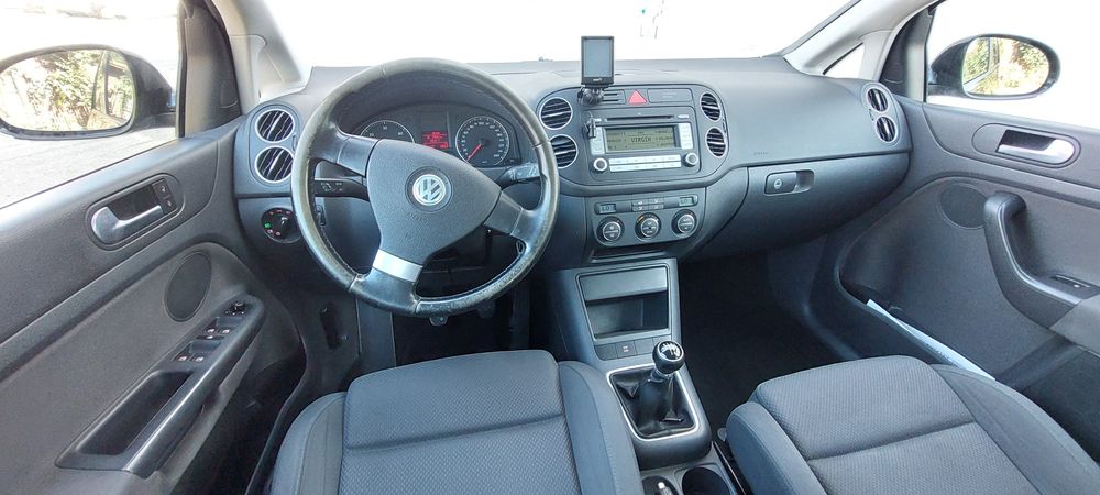 Vând Vw Golf 5 Plus 2008 Recent Adus 1.9 tdi 105cp