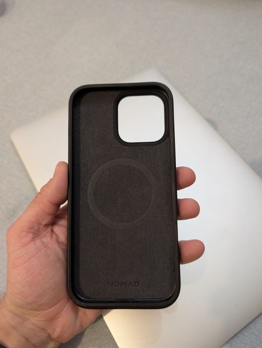 Husa Pitaka iPhone 16 pro max / Husa Nomad