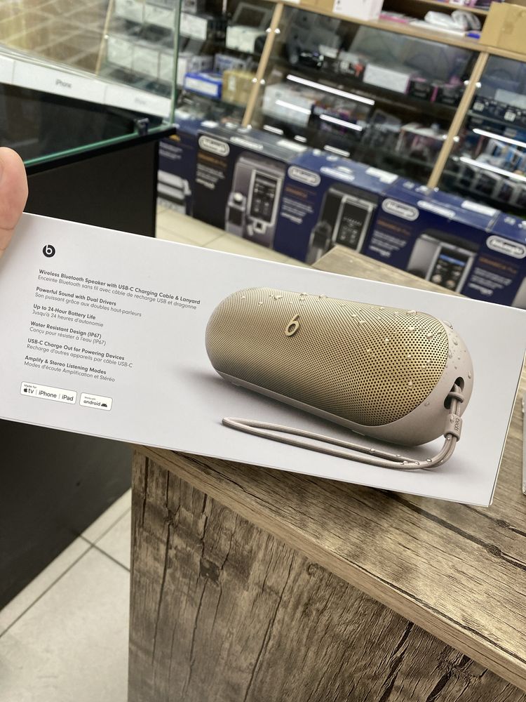 Beats  Pill  Apple