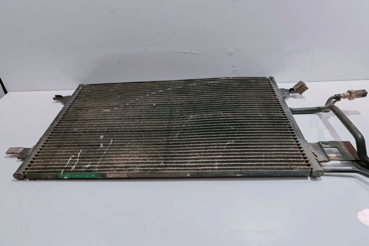 Radiator Clima 8D0260401G Volkswagen VW Passat B5.5 (facelift)