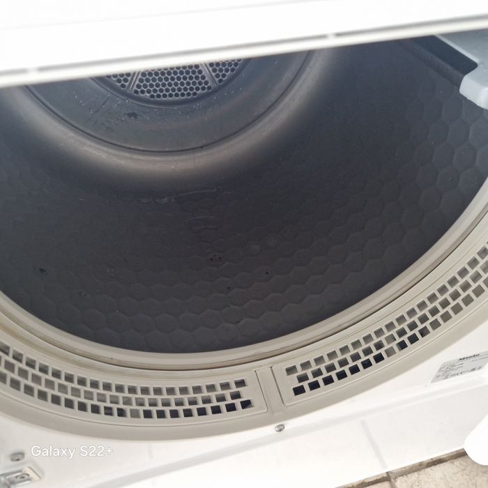 Коминна сушилня MIELE T8302