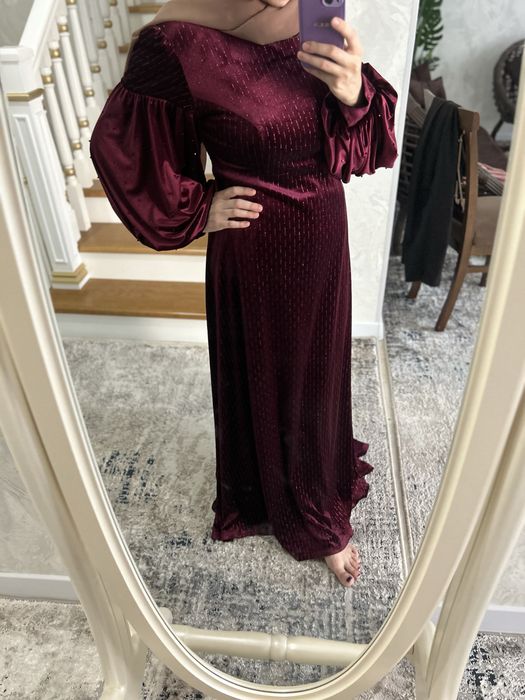 Платье из бархата