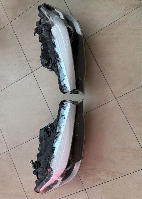 Продавам части за BMW G30 (5 Series)