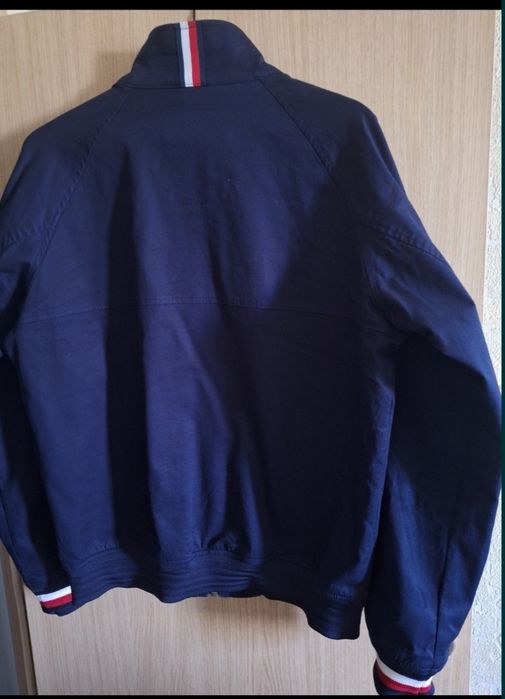 Tommy hilfiger оринално яке