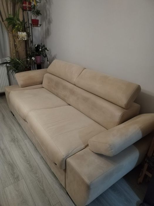 Canapea extensibilă 3 locuri