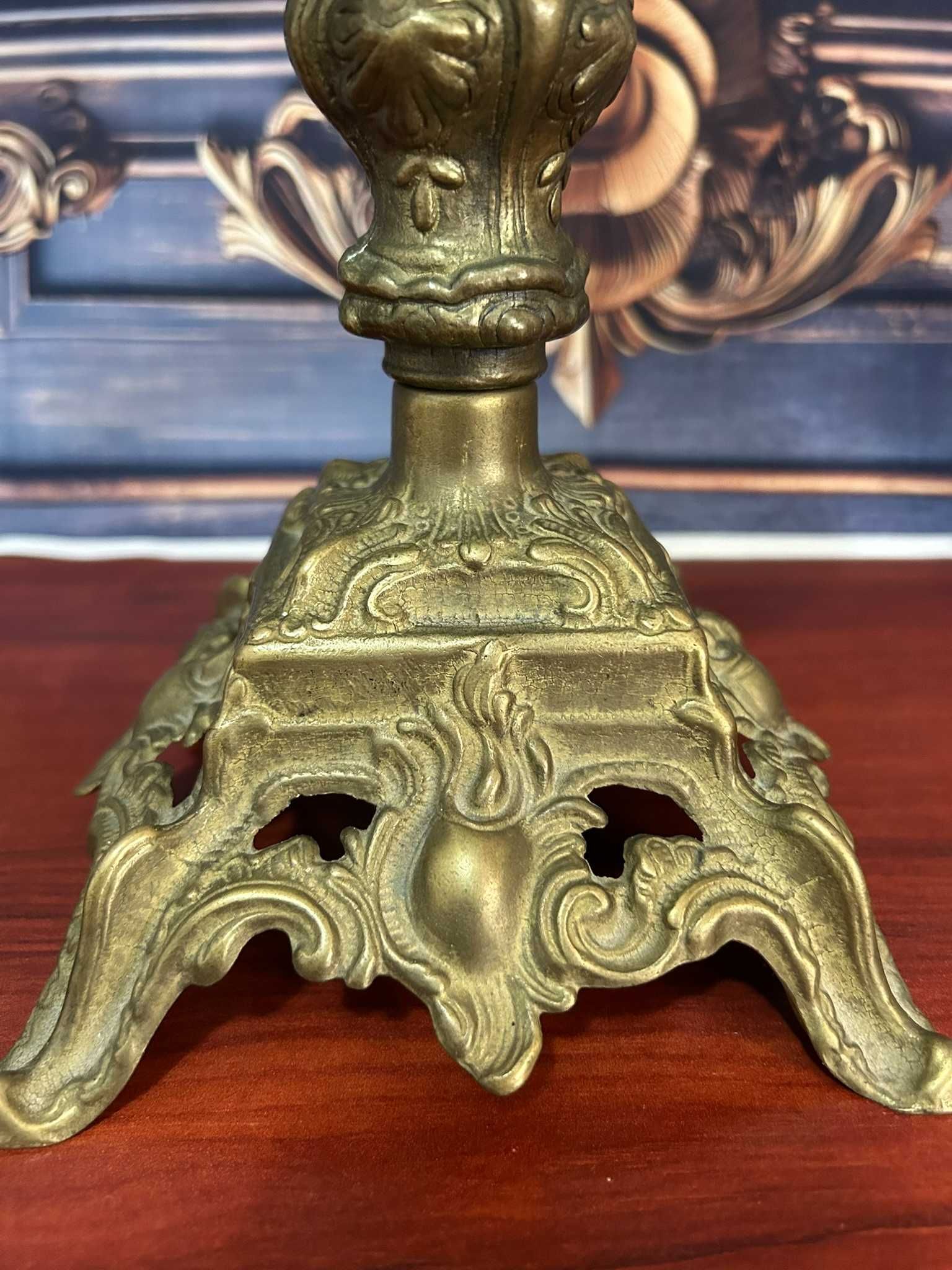 DN566 Lampa pe gaz masiv picior cu sticla de 5cm(crapatura) 1,6kg 35h